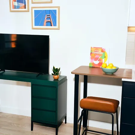 Vertus Edit Canary Wharf Apartahotel *