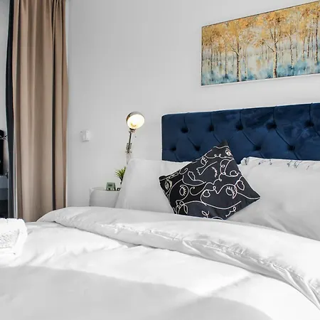 Station 1 Minute, Gym , Smart Tv , 1 Min To Westfield Centre