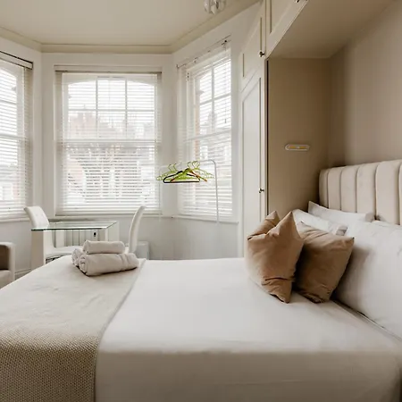 Apartment Fairhazel Gardens London