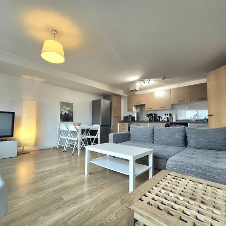 Spacious 1 Bedroom Apartment, Opposite The Metro Station, Very Location
