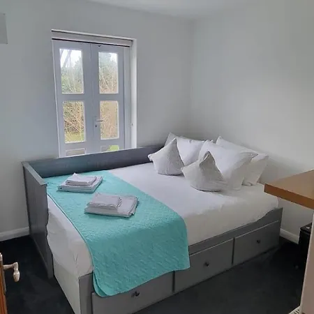 House For Rent In London * Mill Hill