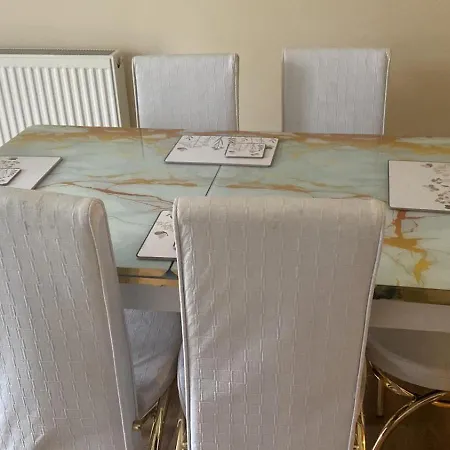 Double In A Shared House Hornchurch