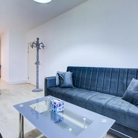 Apartment 1 Bedroom Flat 6 Mins From Heathrow Airport Flat 25