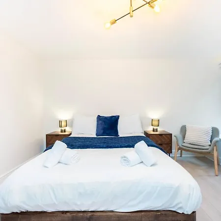 Lavish 1 Bedroom Near Tottenham Stadium Holiday home