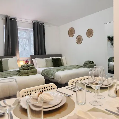 Apartment Family Retreat 30min To
