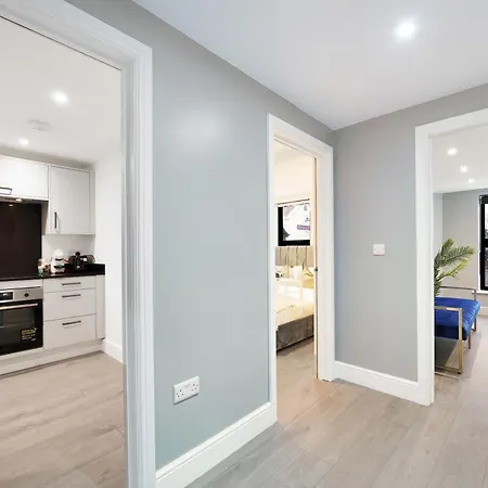 Stunning Modern London Apartment *