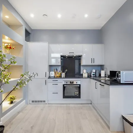 Stunning Modern London *