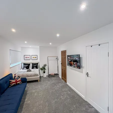 Sleek 1-bed Flats In Euston, Islington Near Regents Park