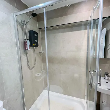 Sleek 1-bed Flats In Euston, Islington Near Regents Park شقة لندن