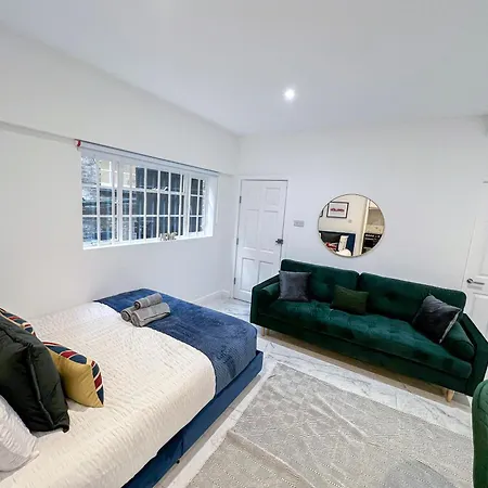 Sleek 1-bed Flats In Euston, Islington Near Regents Park