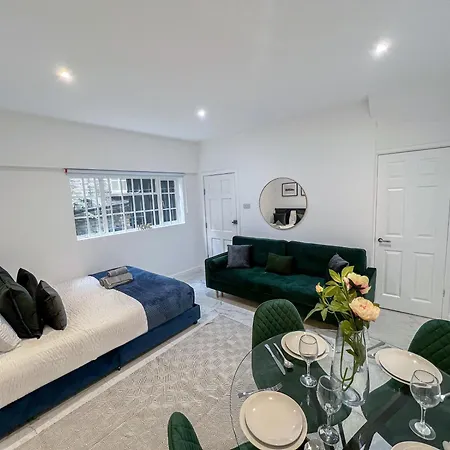 Sleek 1-bed Flats In Euston, Islington Near Regents Park