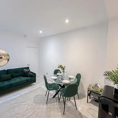 Sleek 1-bed Flats In Euston, Islington Near Regents Park شقة لندن