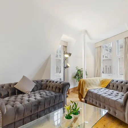 Apartamento Elegant 3-bedroom In The Heart Of Piccadilly Circus No Lift- 4gl