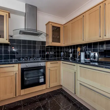 Pass The Keys Bright Spacious 4br House Elizabeth Line *