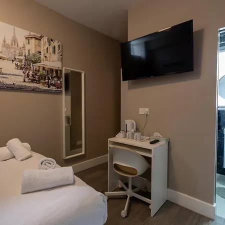 Paragraph Palmers Hotel