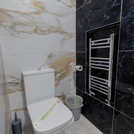 Paragraph Palmers 4* Palmers Green