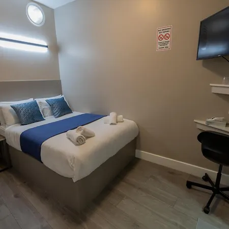 Paragraph Palmers 4* Palmers Green