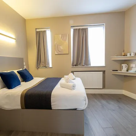 Paragraph Palmers Hotel