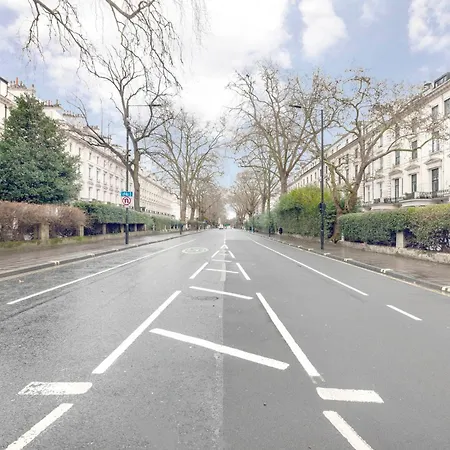 Luxury One Bedroom Mezzanine In Paddington Apartment *