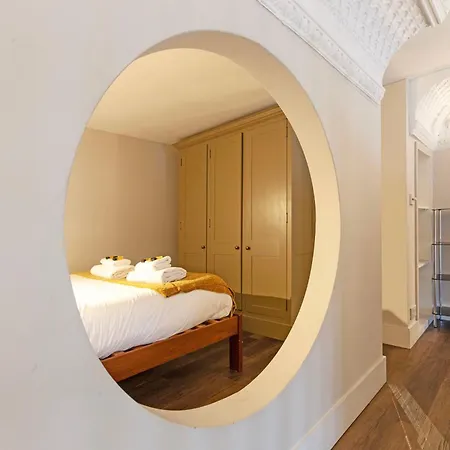 Luxury One Bedroom Mezzanine In Paddington London