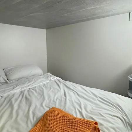 Hotel Komo Pods *