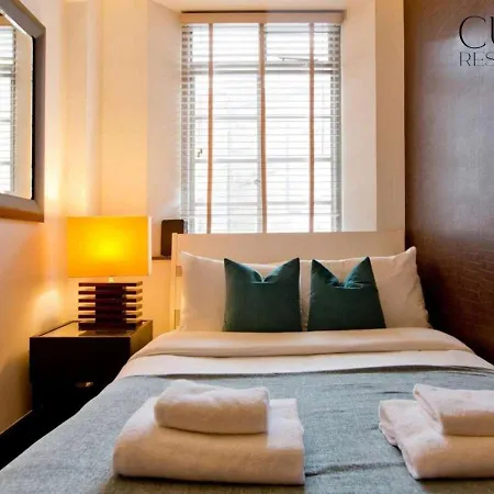 Luxury 2 Bed Knightsbridge Flat London
