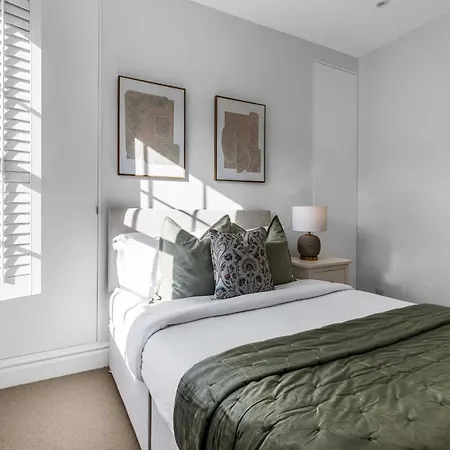 Elegant 3 Bedroom House With Garden And Rooftop * London