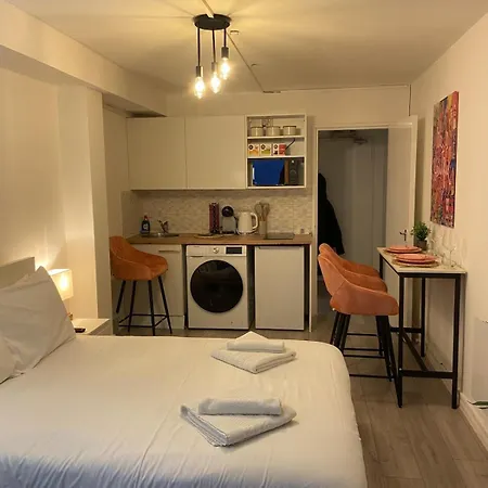 Cityscape Apartment London