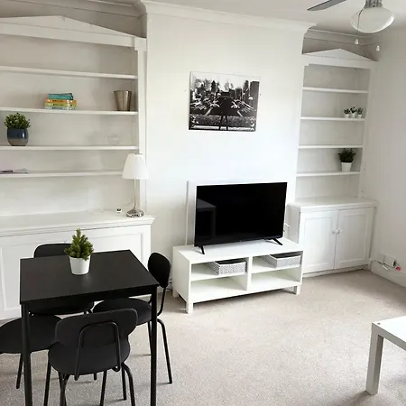 Apartment 1 Bed In Shepherds Bush-westfield London