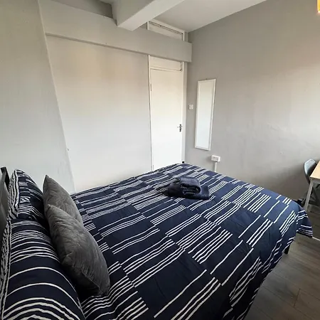 Huge 5 Bedroom Flat For 10 People 2 Min Away From Emirates Stadium Zone 2 * London