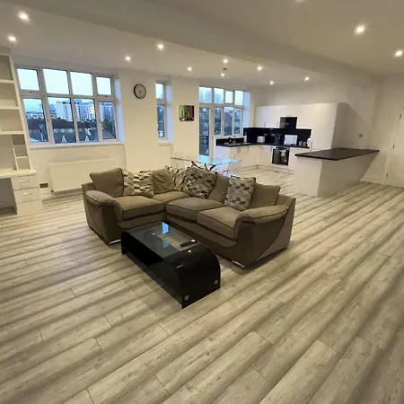 Luxury Wandsworth London