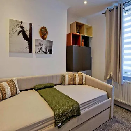 Charming Mews House In The Heart Of South Kensington Apartment