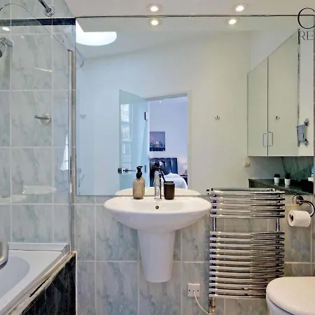 Apartment Charming Mews House In The Heart Of South Kensington London
