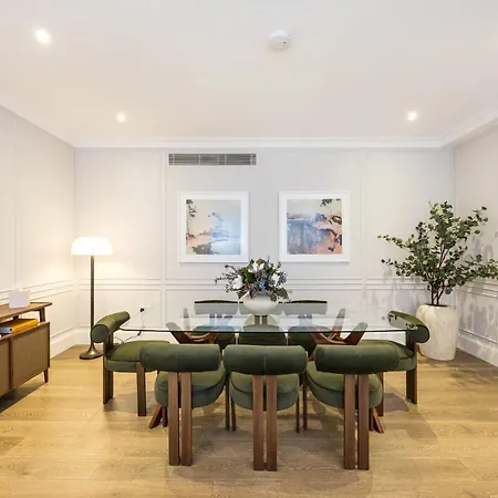 Buckingham & Lloyds Knightsbridge 5* London