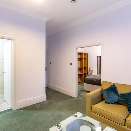 Hotel Gatwick London