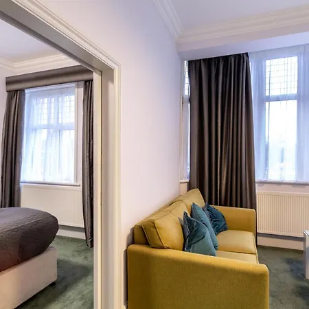 Gatwick Hotel