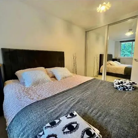 Bright And Quiet 1-bed In Notting Hill * London