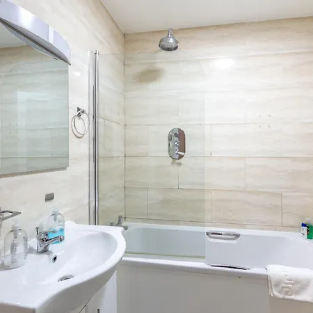Gatwick Hotel London