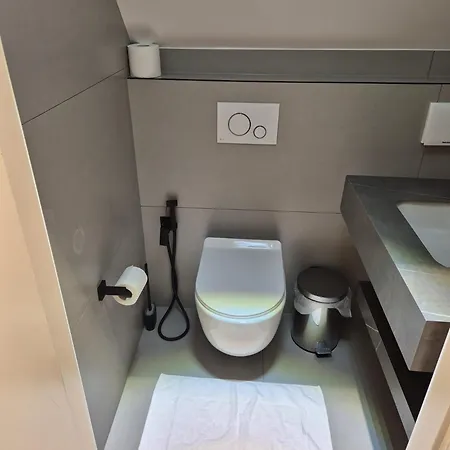 Rosemay Near London Heathrow Airport Hotel 4*