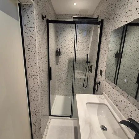 Rosemay Near London Heathrow Airport 4* Hayes (Greater London)