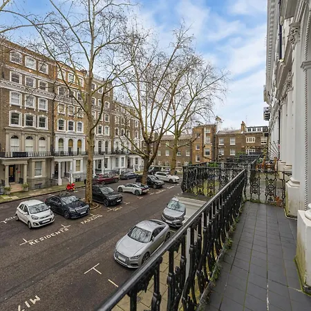 Apartment Beaufort Gardens