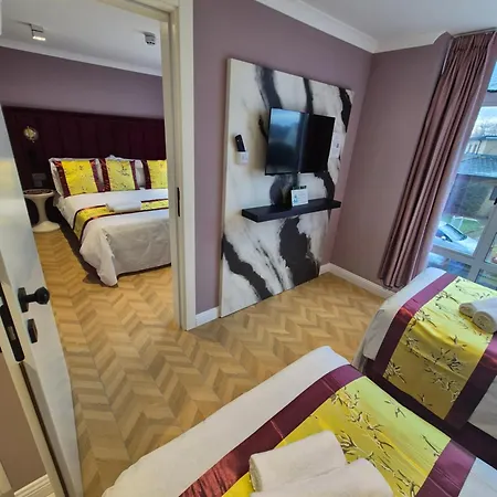Hotel Rosemay Near London Heathrow Airport