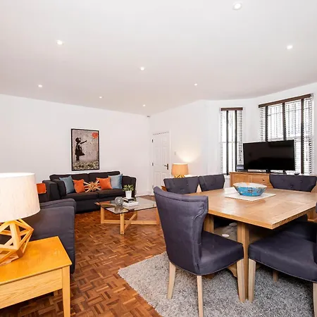 Notting Hill Large 3 Bed
