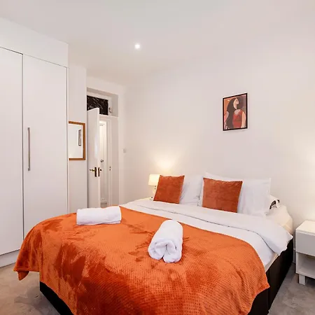 Notting Hill Large 3 Bed London