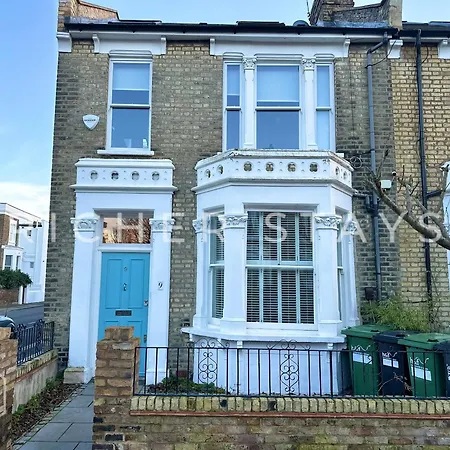 Luxury 2-bedroom Apt, Corporates And Families * London