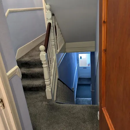 Apartment North London Quiet Good Transport 1 Or 2 Bedrooms Bus Train Tube Close *