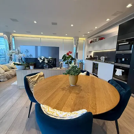 4m Pounds Luxury Tower Bridge Direct Views Sleeps 7 *