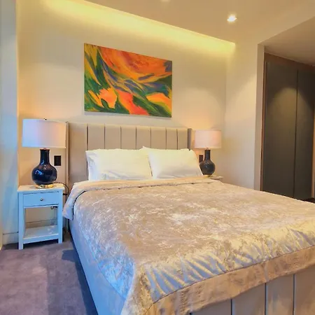 4m Pounds Luxury Tower Bridge Direct Views Sleeps 7 *