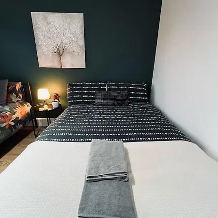 Portobello Guest * London