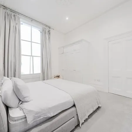Elegant 1 Bedroom Flat In The Heart Of Kensington 公寓 伦敦
